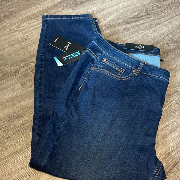 Jones New York Women's Denim Indigo Lexington Skinny Crop Jeans - Plus - Picture 2 of 2